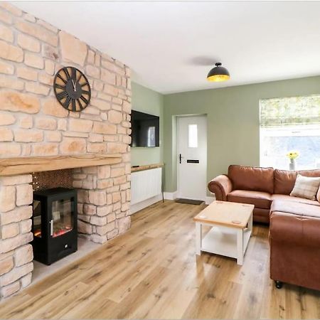 Babbling Brook Cottage Stony Middleton Exterior foto